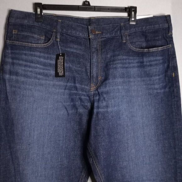 Banana Republic Straight Fit Men's Straight Leg Dark Wash Jeans Size 42x32 NWT - Picture 4 of 9